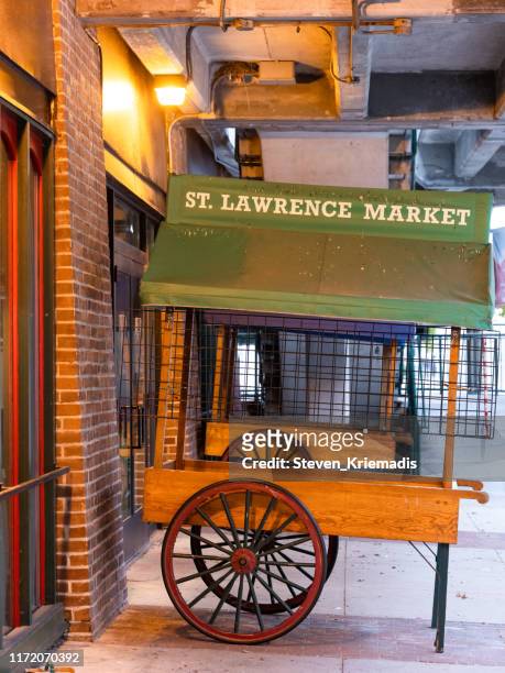 st. lawrence market - downtown toronto - toronto downtown stock pictures, royalty-free photos & images