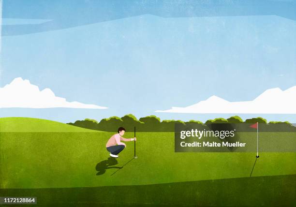 ilustraciones, imágenes clip art, dibujos animados e iconos de stock de male golfer preparing tee shot on sunny golf course - golf flag