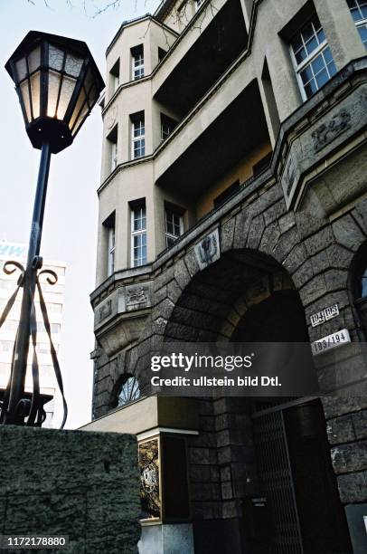 Haus Cumberland Baudenkmal Kurfürstendamm 193/194, 10707 Berlin 1911/12 von Robert Leibniz als 'Boarding-Palast' erbaut. Das Konzept, mehrzimmerige...