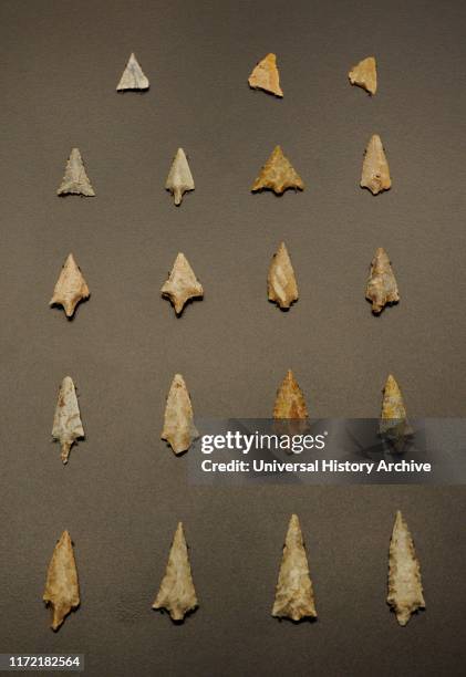 Trapeziums, arrowheads and polished axes. Late Neolithic-Chalcolithic. Los Churuletes, burial 3. Purchena, Spain.