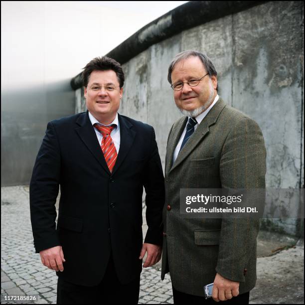 Norbert Mathias Mauergedenkstätte Photos and Premium High Res Pictures - Getty Images
