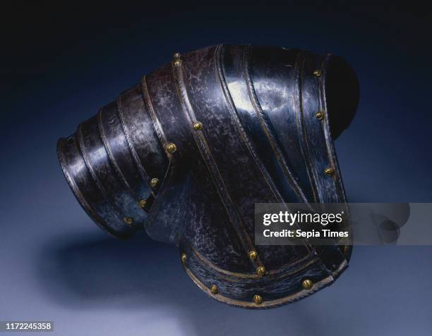 Generic Pauldron Pauldron Photos and Premium High Res Pictures - Getty Images