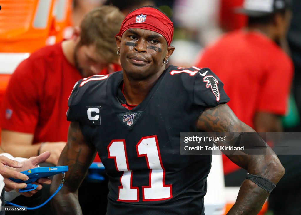Tennessee Titans v Atlanta Falcons