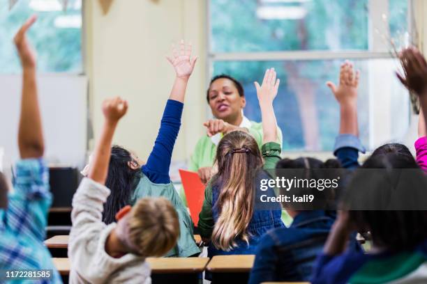 lärare och elever i grundskolan klassrummet - florida usa bildbanksfoton och bilder