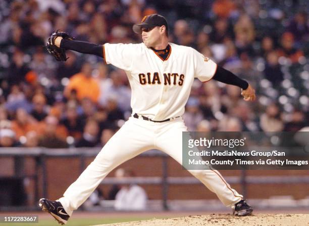 Ron lewis/staff 9.13.06 san mateo county times&#10;&#13;San Francisco Giants pitcher Noah Lowry delivers a pitch during action against the Colorado...
