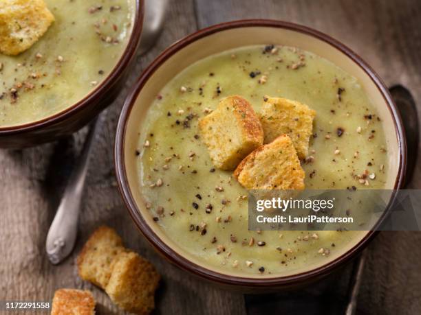 creamy broccoli soup - soup stock pictures, royalty-free photos & images