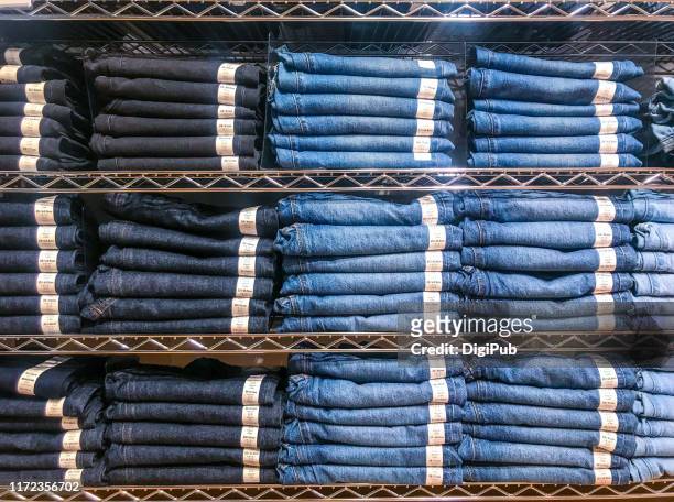 denim jeans rack - jeans outfit photos et images de collection