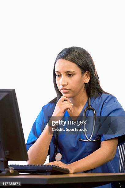 Nurse Ringing Computer 1,402 Nurse Learning At Computer Stock Photos, High-Res Pictures, and ...