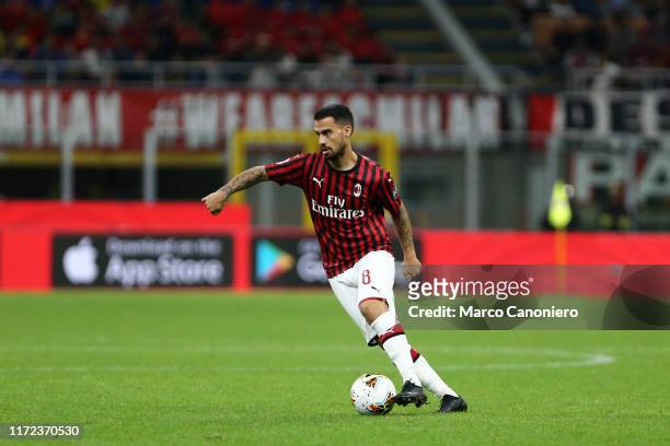 Suso of Ac Milan in action during the Serie A match between Ac Milan and Acf Fiorentina. Acf Fiorentina wins 3-1 over Ac Milan.