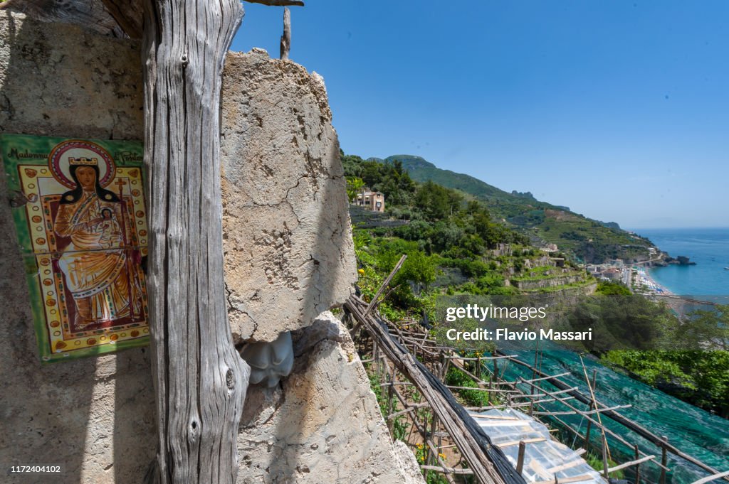 Amalfi Coast: lemon's Path, decorated tile with Madonna di Positano