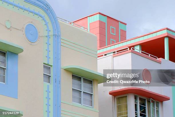 ocean drive’s art deco - art deco stock pictures, royalty-free photos & images