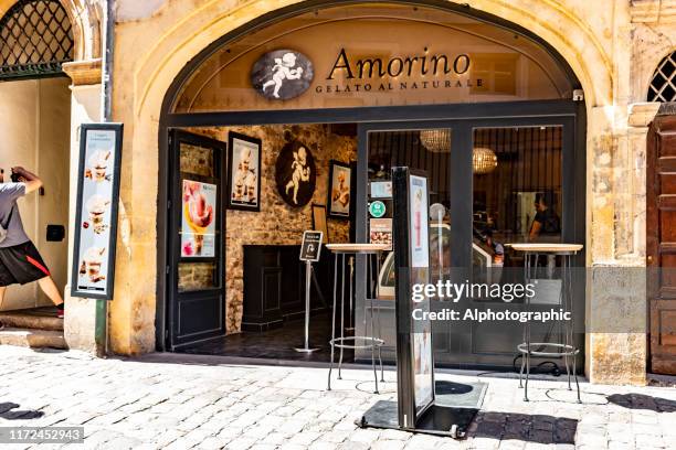 amarino ice cream store in lyon, france. - lyon food stock pictures, royalty-free photos & images