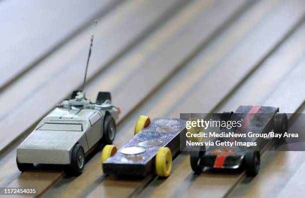 Pinewood Racetrack Pinewood Derby Cars Photos and Premium High Res Pictures - Getty Images