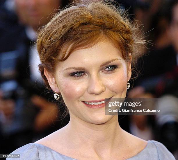 Kirsten Dunst during 2006 Cannes Film Festival - Marie Antoinette Premiere at Palais des Festival in Cannes, France.