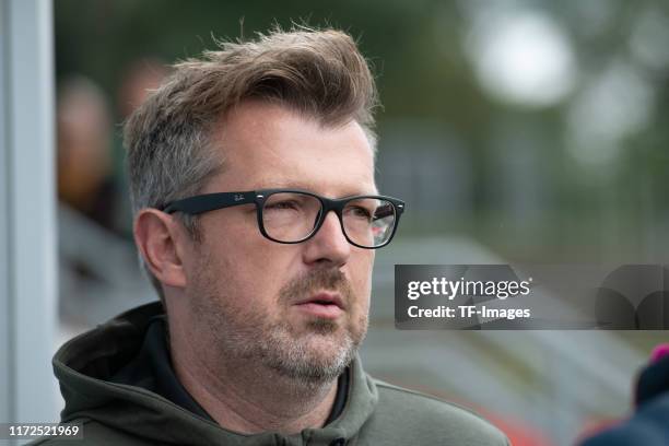 Head coach Sven Huebscher of Preussen Muenster looks on during the 3. Liga match between Preussen Muenster and Bayern Muenchen II at Preussenstadion...