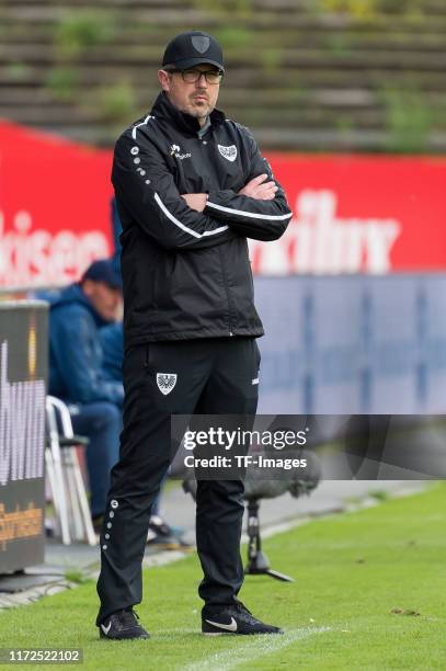 Head coach Sven Huebscher of Preussen Muenster looks on during the 3. Liga match between Preussen Muenster and Bayern Muenchen II at Preussenstadion...