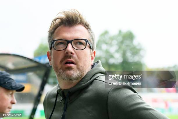 Head coach Sven Huebscher of Preussen Muenster looks on during the 3. Liga match between Preussen Muenster and Bayern Muenchen II at Preussenstadion...