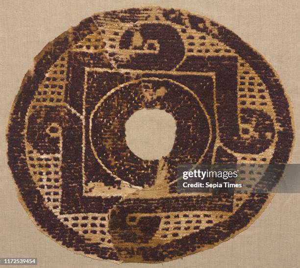 Looped Roundel from a Blanket or Cover, 300s-400s. Egypt, Byzantine period, 4th - 6th century. Tapestry weave with supplementary weft wrapping;...