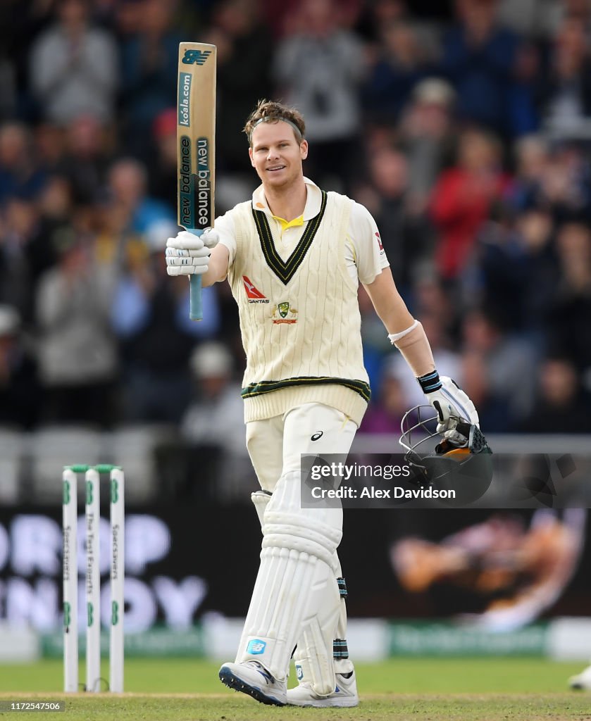 England v Australia - 4th Specsavers Ashes Test: Day Two