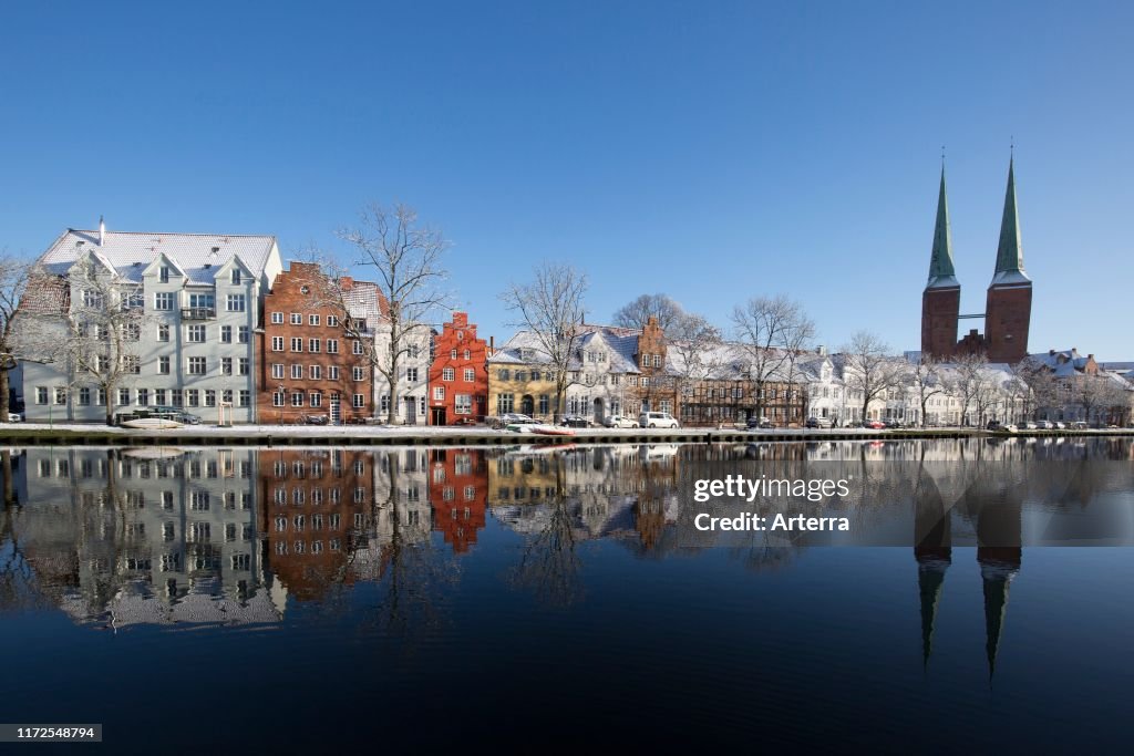 Libeck LŸbeck Cathedral / Dom zu LŸbeck / LŸbecker Dom along the river Trave ...