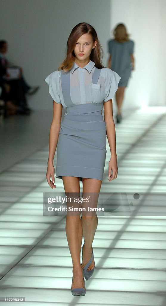 London Fashion Week Spring/Summer 2007 - Preen - Runway