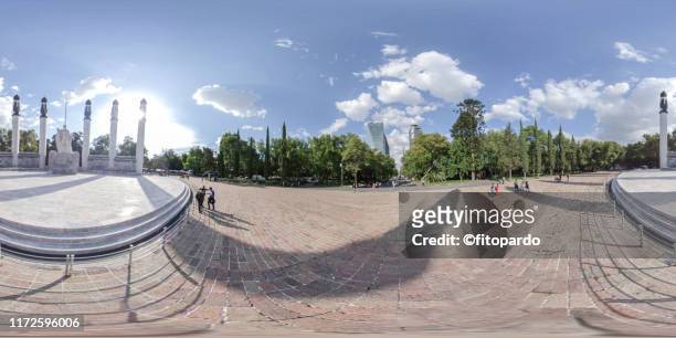 niños heroes or hero boys monument in mexico city in 360° panoramic view - hdri 360 stock-fotos und bilder