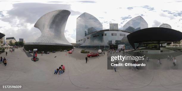 360° panoramic view of the soumaya museum in mexico city - hdri 360 foto e immagini stock