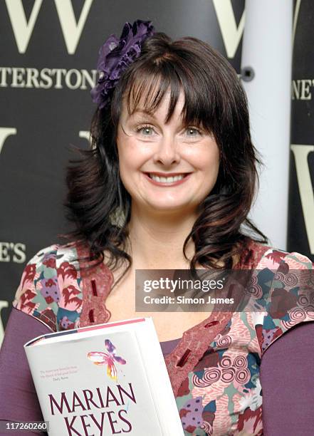 Marie Keyes Marian Keyes Photos and Premium High Res Pictures - Getty Images