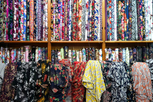 WOW-!-10-Brand-Pakaian-Terkenal-di-Indonesia-yang-Mendominasi-Pasar-Global-!