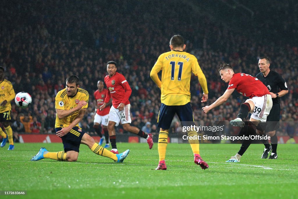 Manchester United v Arsenal FC - Premier League