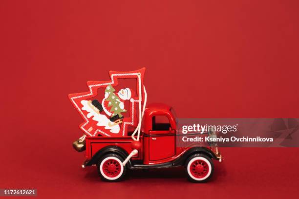 christmas background - christmas truck stock pictures, royalty-free photos & images