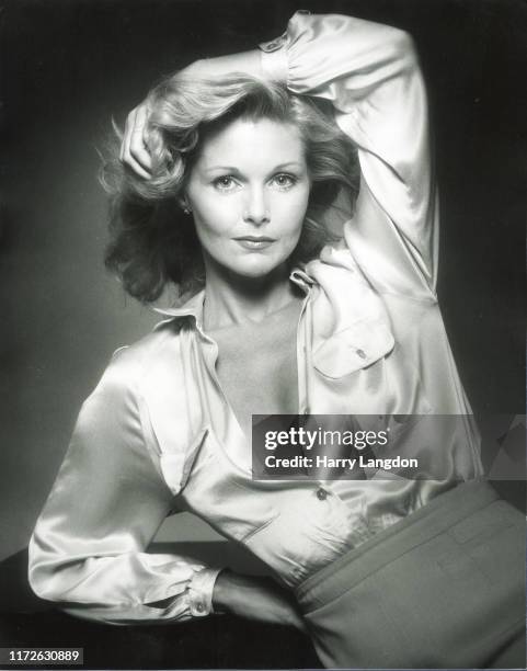 Actress Carol Lynley oses for a portrait in 1980 in Los Angeles, California.