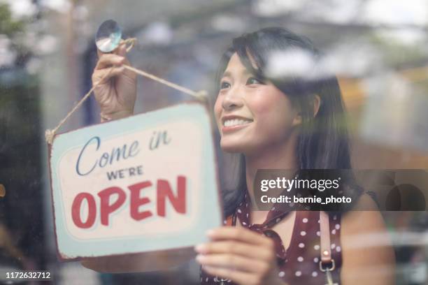 ビジネス向けオープン - welcome sign ストックフォトと画像