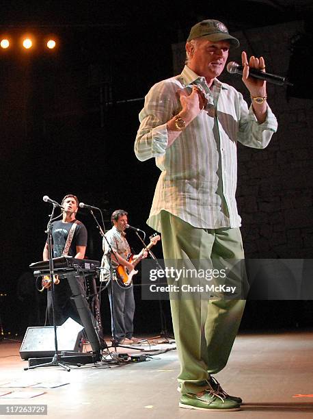 John Stamos performing with Mike Love of the Beach Boys