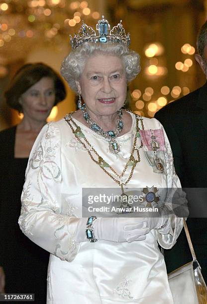 Queen Elizabeth ll and the Brazilian President Mr Luiz Inacio Lula de Silva before the State Banquet in Buckingham Palace on March 7, 2006.