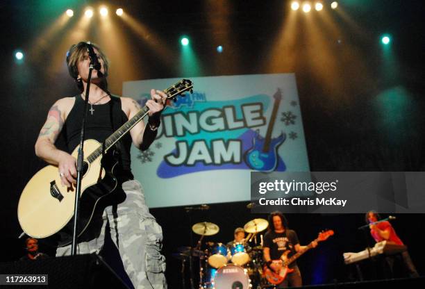 Johnny Rzeznik, Mike Malinin and Robby Takak of Goo Goo Dolls