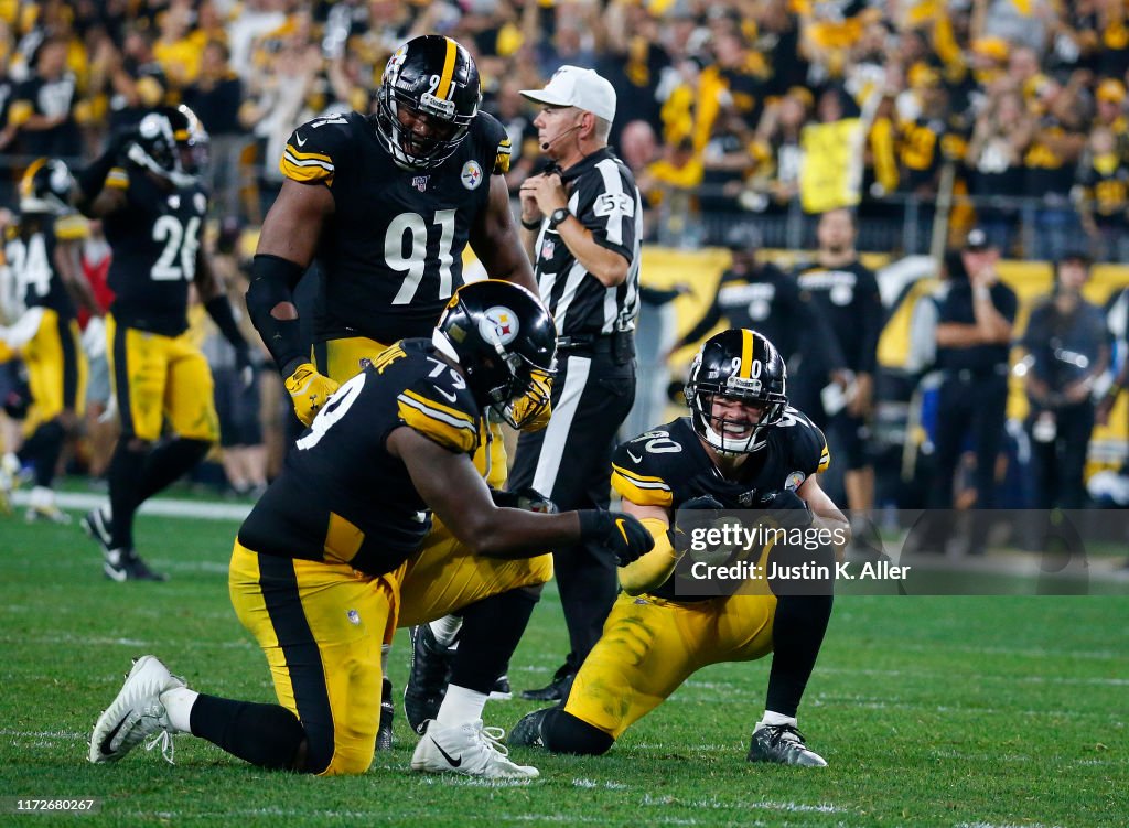 Cincinatti Bengals v Pittsburgh Steelers