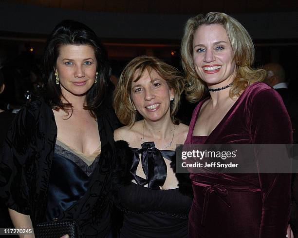 Daphne Zuniga, Robin Bronk of the Creative Coalition with Cady Huffman