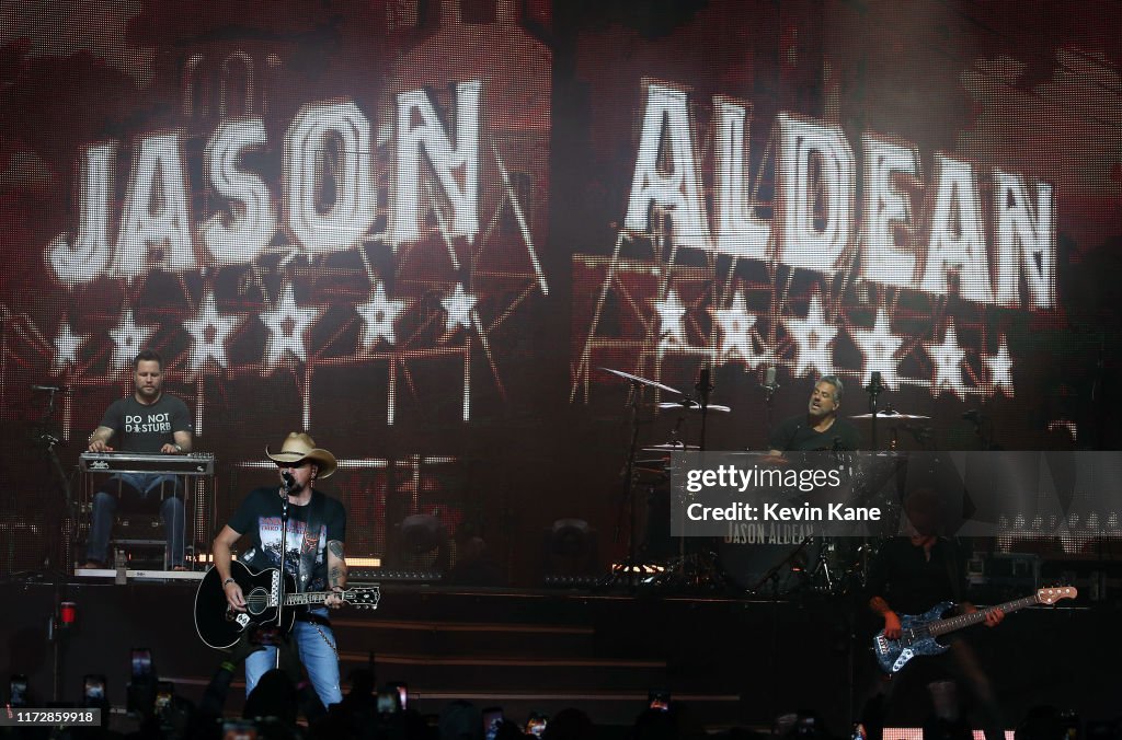Jason Aldean With Kane Brown, Carly Pearce and Dee Jay Silver In Concert - Wantagh, NY