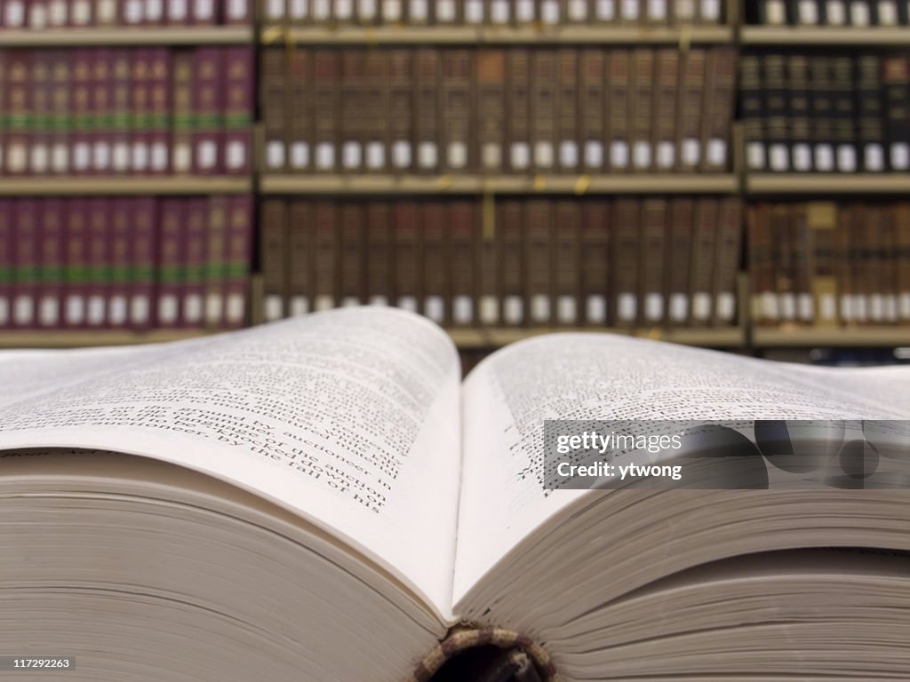 Reading in law liberary