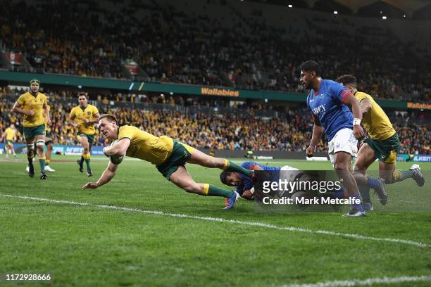 Dane Haylett-Petty of the Wallabies scores a try during the International Test match between the Australian Wallabies and Manu Samoa at Bankwest...
