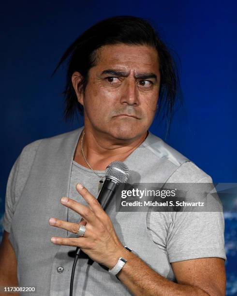 Alexander Raimundo Alex Reymundo Photos and Premium High Res Pictures - Getty Images