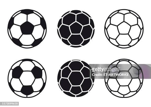illustrazioni stock, clip art, cartoni animati e icone di tendenza di icona del pallone da calcio vettoriale su sfondi bianchi - palla sportiva