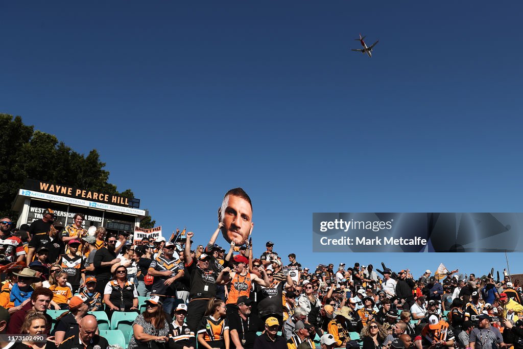 NRL Rd 25 - Tigers v Sharks