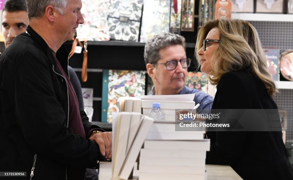 Valérie Trierweiler signs her new book in Brussels