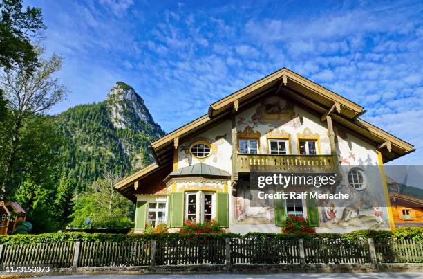 little red riding hood house at oberammergau. bavaria germany. - le petit chaperon rouge stock pictures, royalty-free photos & images