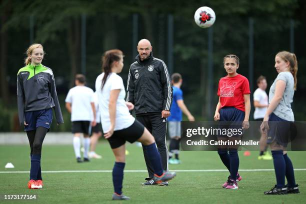 Heiko Westermann runs a training session with junior coaches during an DFB Junior Coach Event at the HSV Campus on September 06, 2019 in Hamburg,...