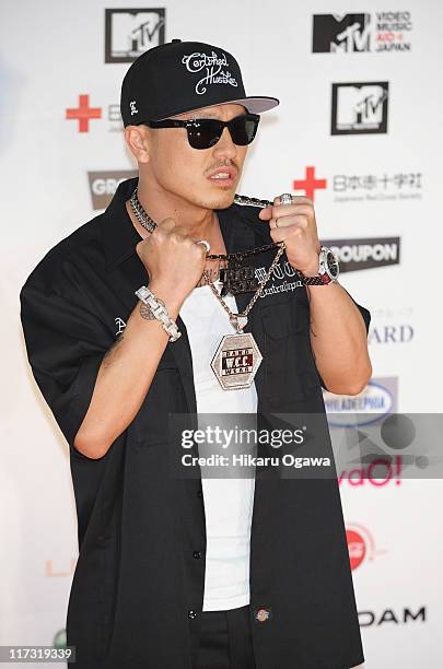 Walks on the red carpet during the MTV Video Music Aid Japan on June 25, 2011 in Chiba, Japan.