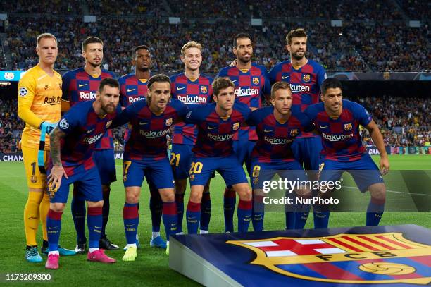 Barcelona line up Andre Ter Stegen,Clement Lenglet, Nelson Semedo, Frenkie de Jong, Sergio Busquets, Gerard Pique, Lionel Messi, Antoine Griezmann,...