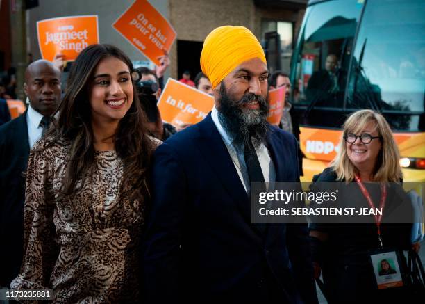 Jagmeet Singh and wife Gurkiran Kaur arrive for the French debate for the 2019 federal election, the "Face-a-Face 2019" presented in the TVA studios,...